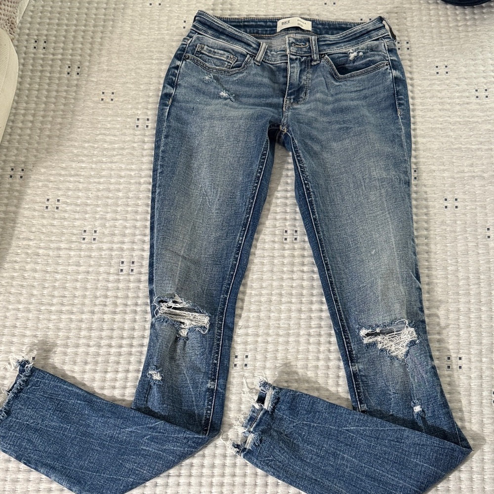 On Running Women's Blue Distressed Skinny Jeans
